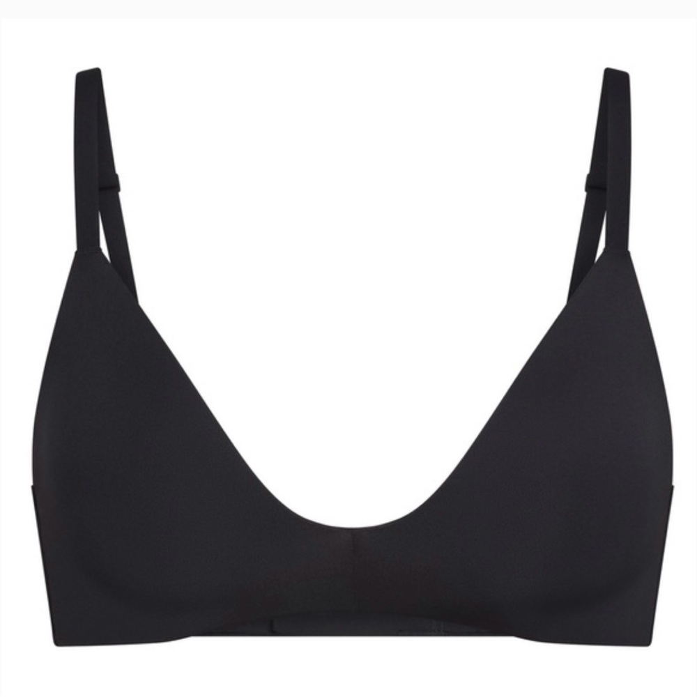 SKIMS wireless t-shirt bra